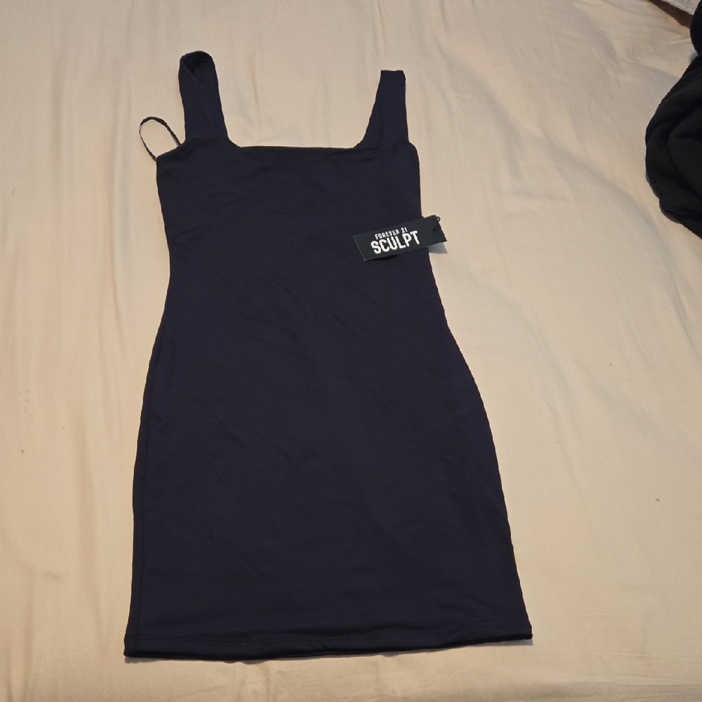 MEDIUM TIGHT BLACK MINI DRESS